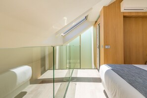 1 soverom, strykejern/-brett, internettilgang og sengetøy