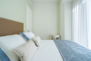 2 Schlafzimmer, Bügeleisen/Bügelbrett, Internetzugang, Bettwäsche