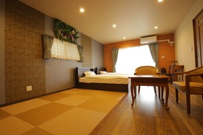 Family Twin Room with Tatami | Blackout drapes, free WiFi