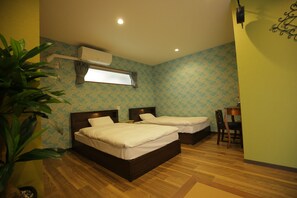 Family Twin Room with Tatami