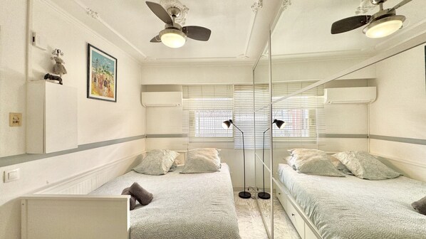 Iron/ironing board, free WiFi, bed sheets