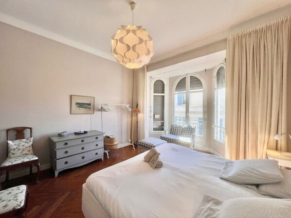 1 chambre, Wi-Fi gratuit, draps fournis