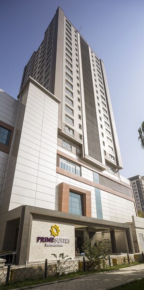 Front of property – evening/night - Prime Suites (Bishkek)