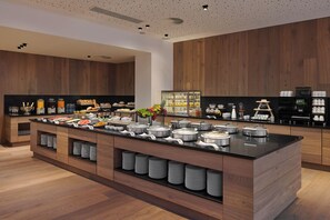 Daily buffet breakfast (EUR 21 per person)