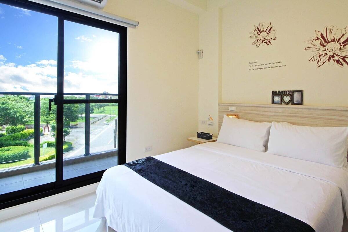 Down duvets, blackout curtains, free WiFi, bed sheets