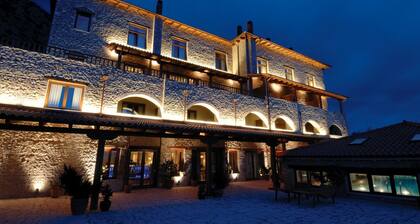 Santa Marina Arachova Resort & Spa