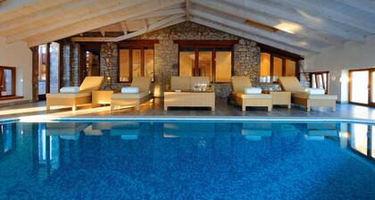 Santa Marina Arachova Resort & Spa