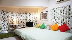 룸 (Apartment 501)
