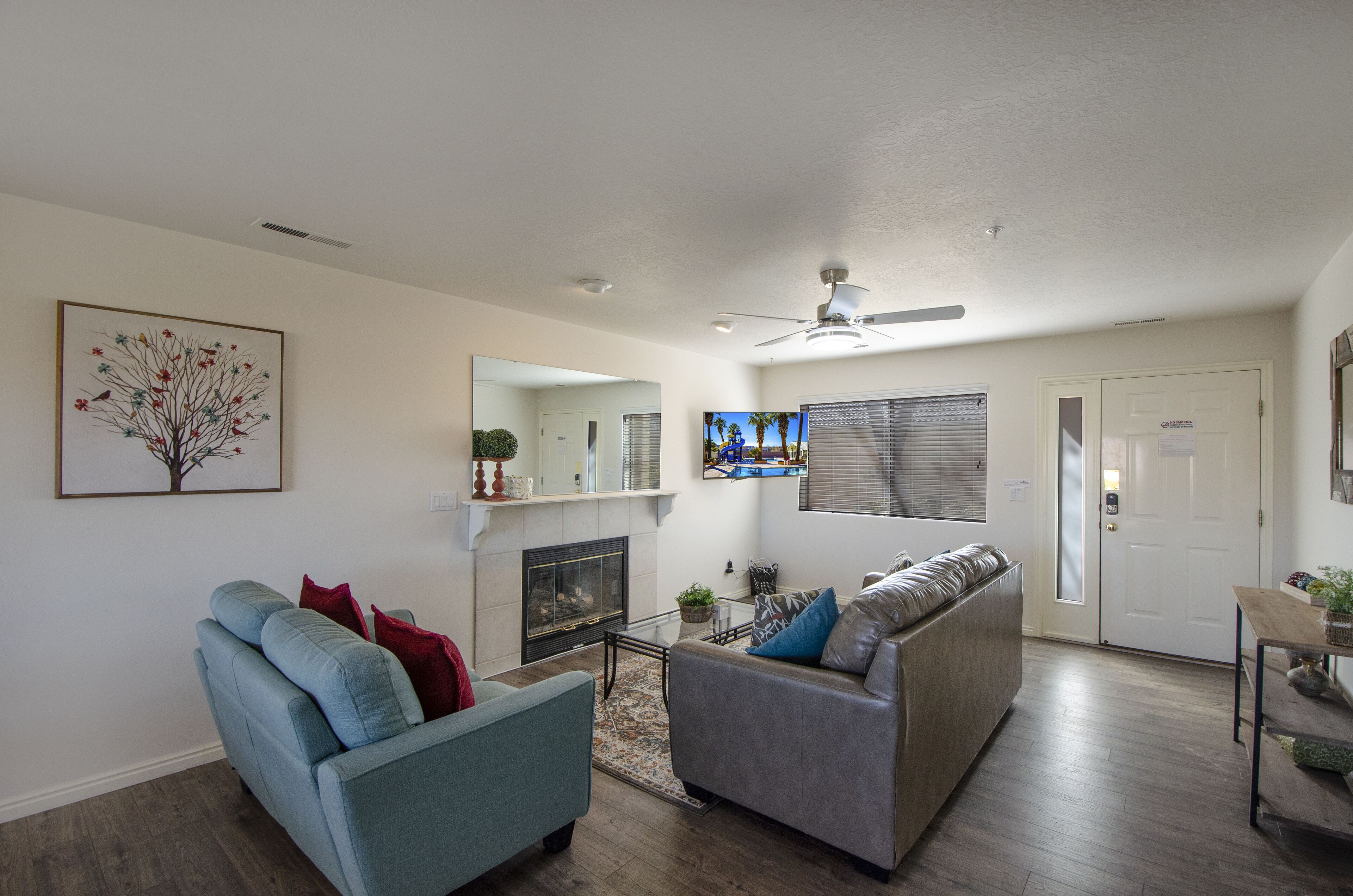 Las Palmas Resort 704 | Newly Renovated Main level 3 bd unit, Close to pool + More