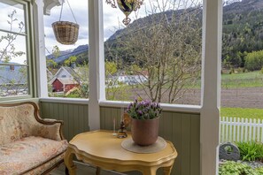 Terrace/patio - Villa Solvorn (Luster)