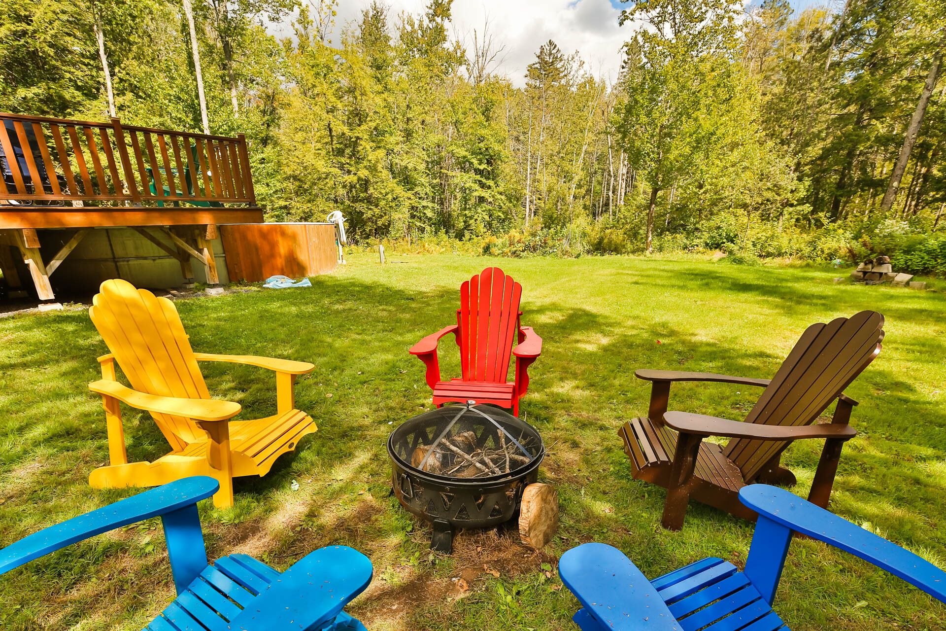 GORGEOUS quiet cottage ~ Ski ~ Snowshoeing ~ Family