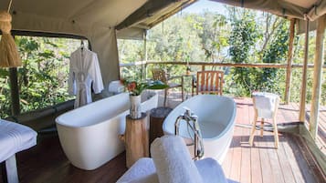 BehandlungsrĂ€ume fĂŒr Paare, Sauna, Dampfbad, Körperbehandlungen