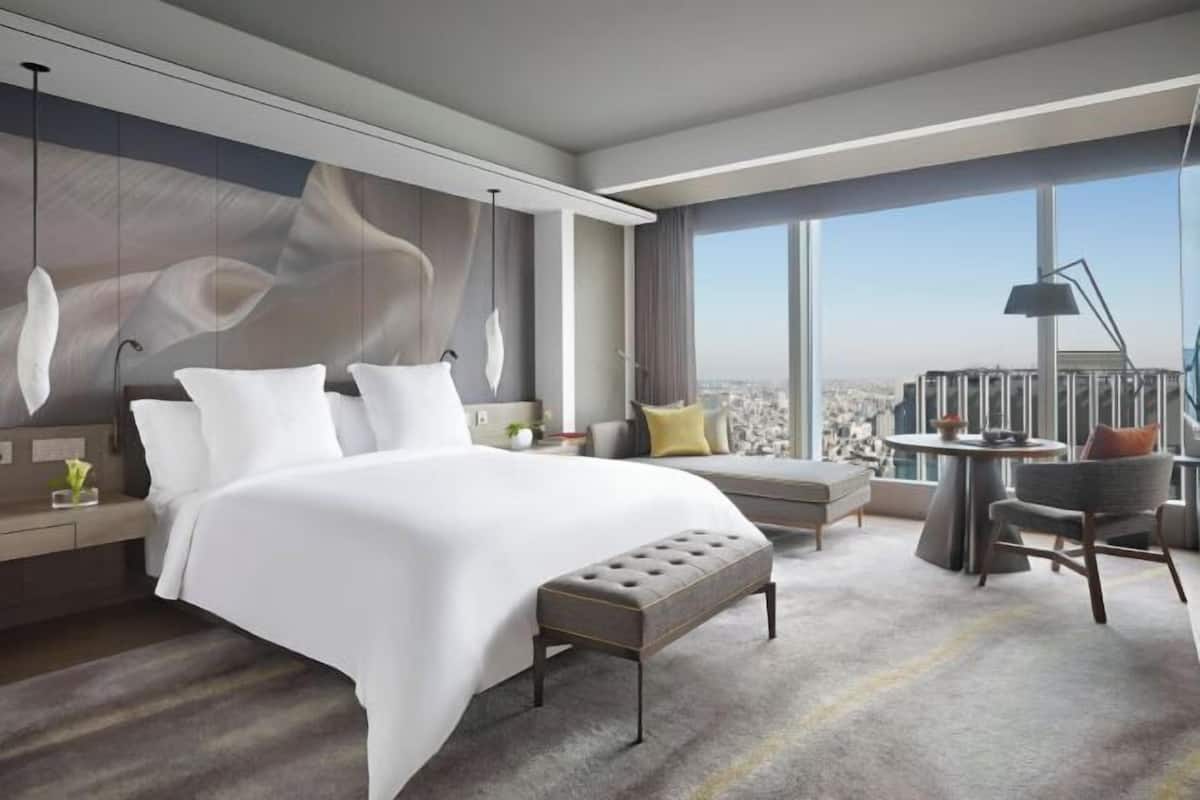 1 phòng ngủ, minibar, két bảo mật tại phòng, bàn
