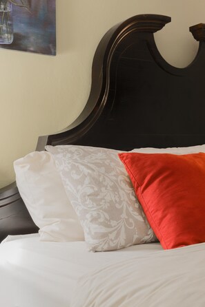 2 bedrooms, in-room safe, iron/ironing board, WiFi
