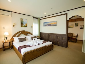 Sistema de insonorización, tabla de planchar con plancha y wifi gratis