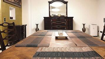 3 Schlafzimmer, Bügeleisen/Bügelbrett, Reisekinderbett, kostenloses WLAN