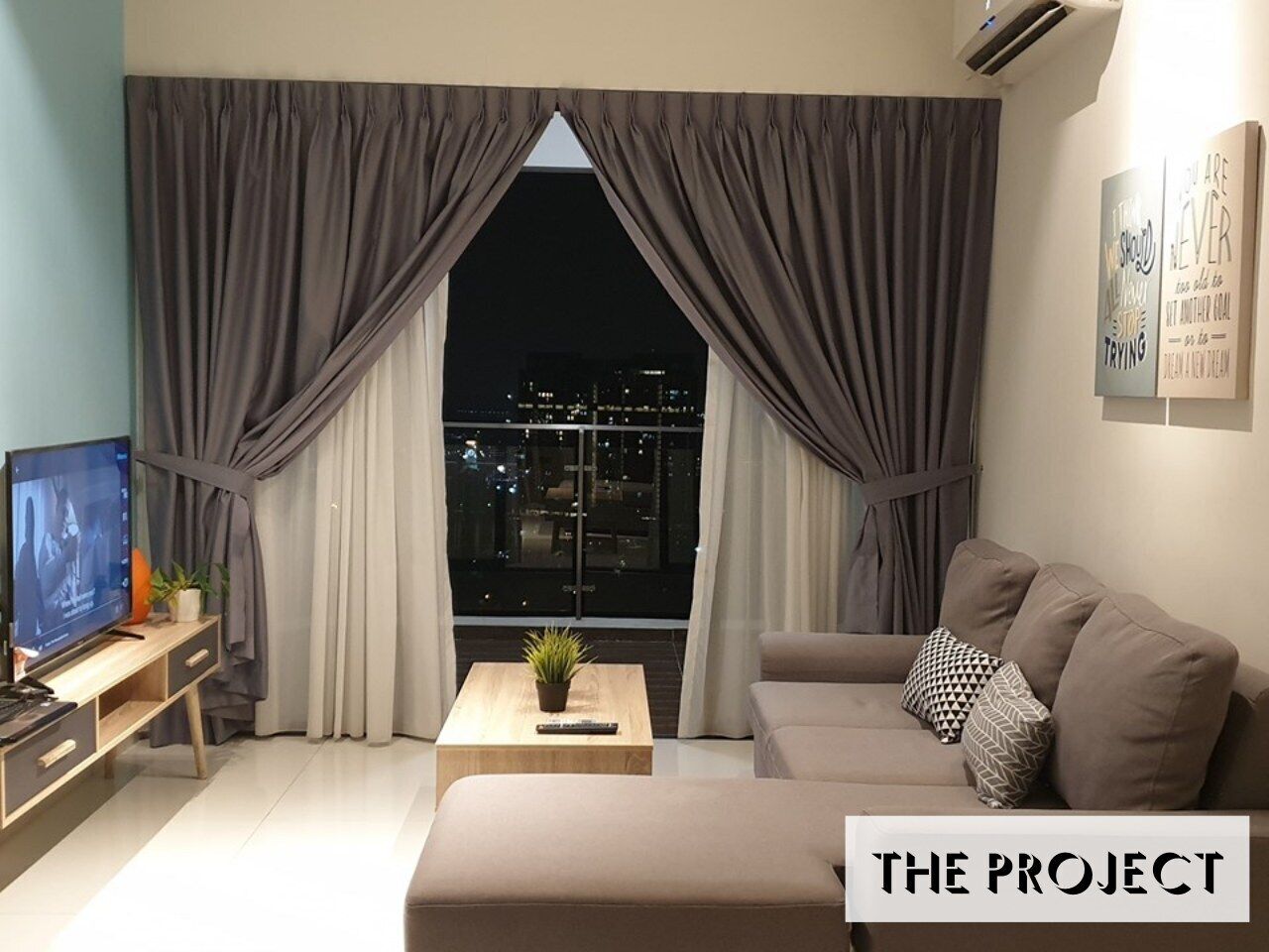 Experience Both Worlds. City And Ocean View.