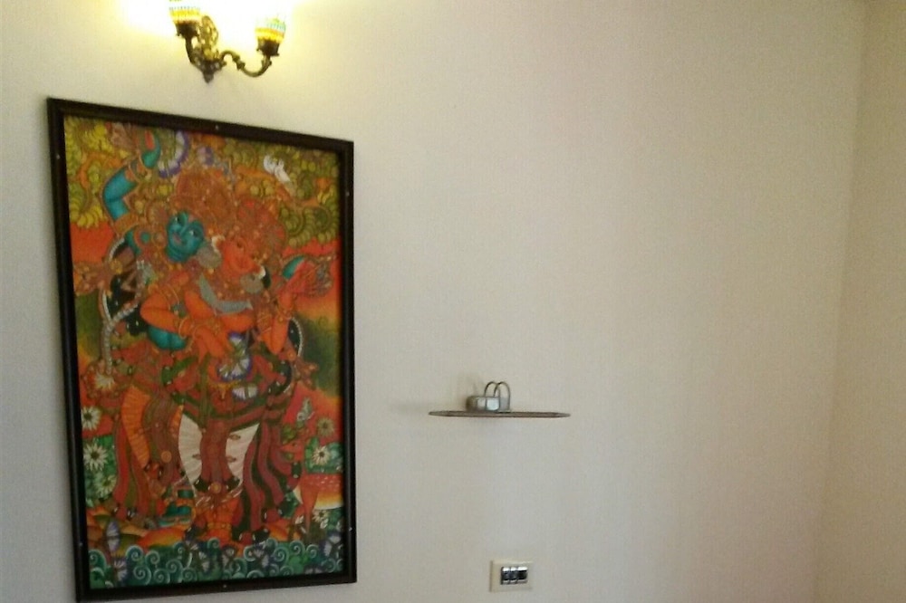 NEW & LOVELY ITALIAN DESIGN HOLIDAY SEA VIEW HOME IN KOVALAM LIGHT HOUSE ROAD