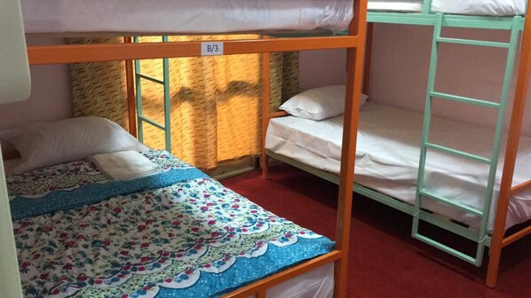Free WiFi, bed sheets