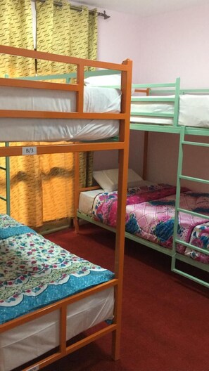 Free WiFi, bed sheets