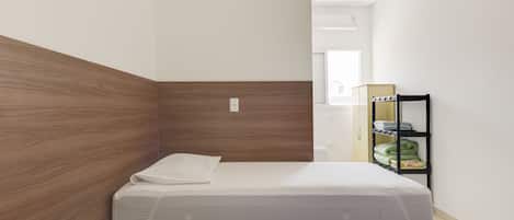 Zweibettzimmer | Minibar, kostenloses WLAN, Bettwäsche, Rollstuhlgeeignet