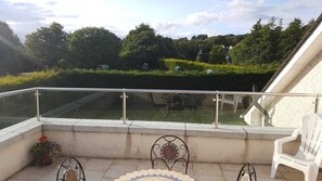 Terrace/patio - Birchdale House B&B (Greenan)