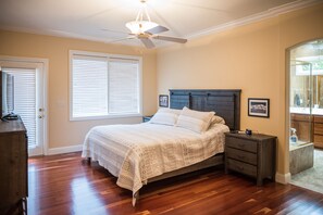 5 habitaciones, tabla de planchar con plancha y wifi gratis