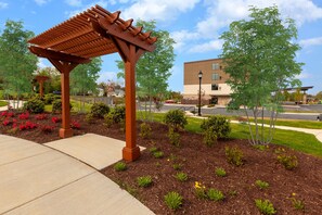 Point of interest - Holiday Inn Express & Suites Brunswick - Harpers Ferry Area by IHG (Knoxville)