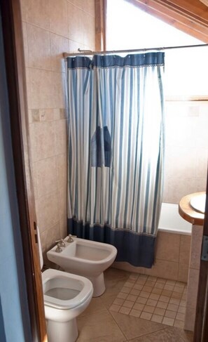 Bathroom - La Roca de la Patagonia (Villa La Angostura)