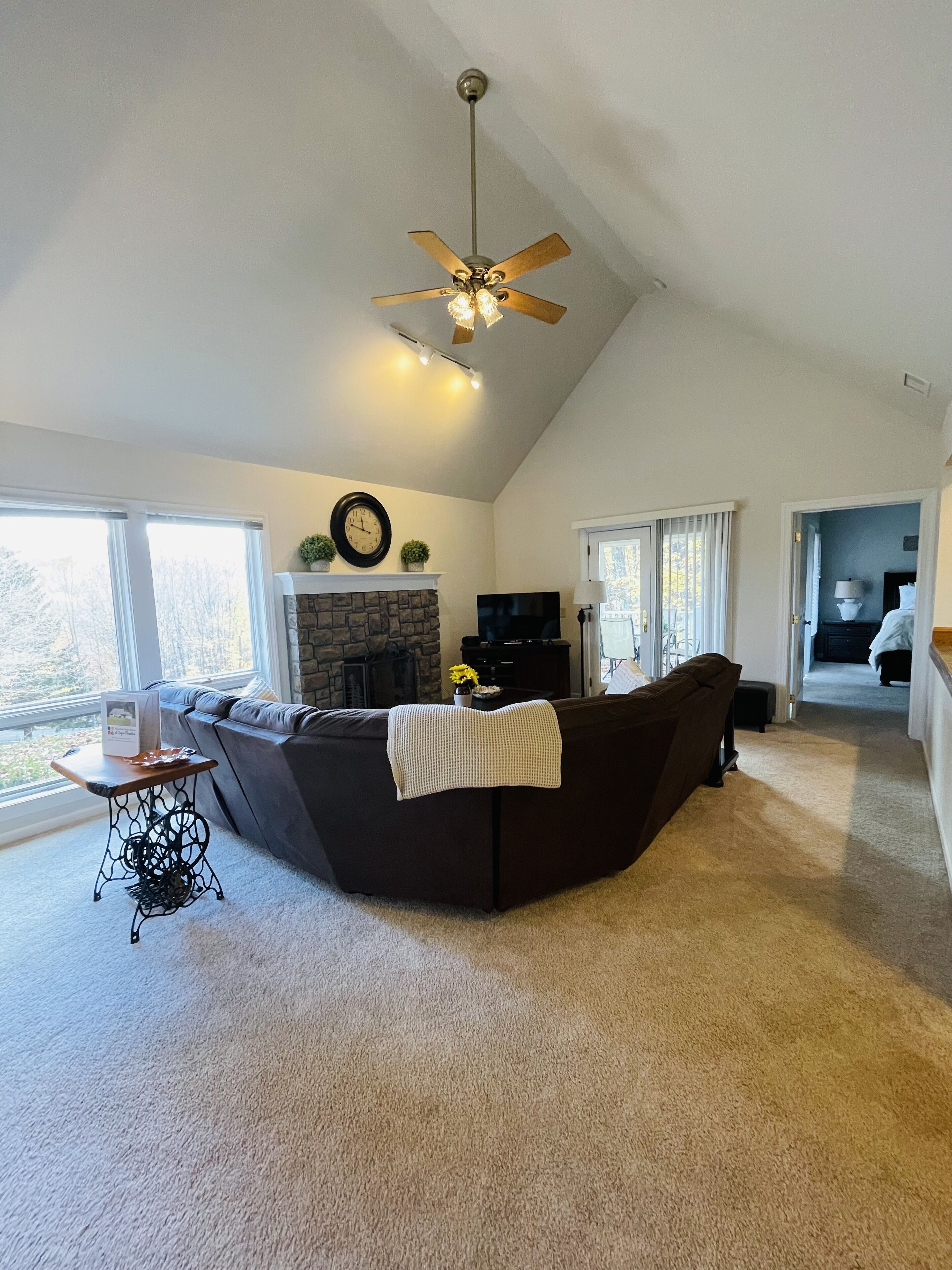 'Deer Run' - Walk to Sugar Ski Lodge