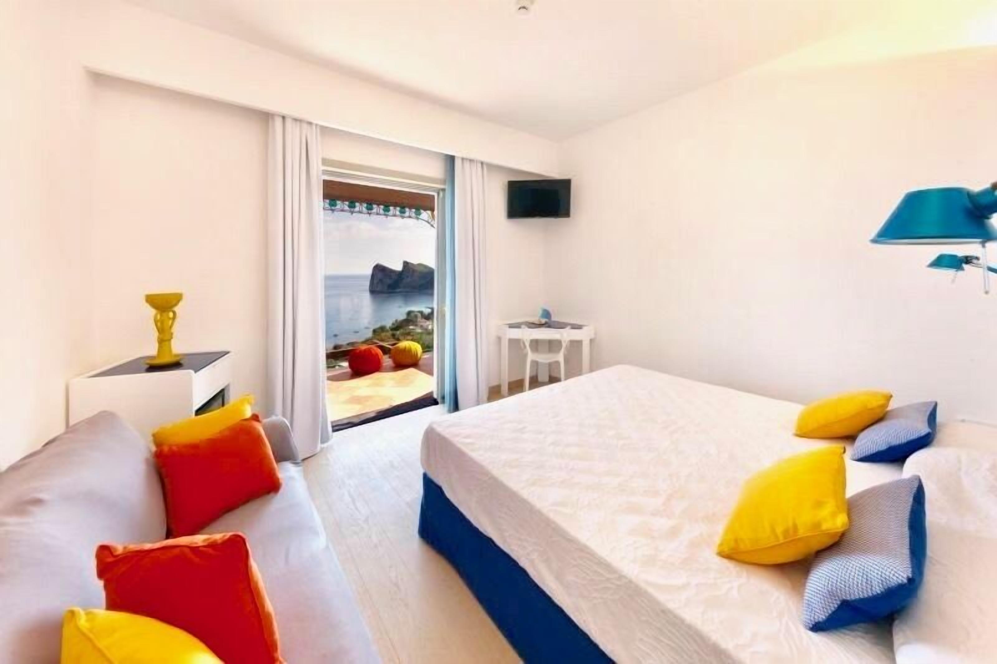 7 Schlafzimmer, Bügeleisen/Bügelbrett, Internetzugang, Bettwäsche