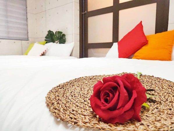 Room (B) | 2 bedrooms, desk, blackout drapes, free WiFi - Freestyle A Sun Yat-san Memorial Hall (Taipei)