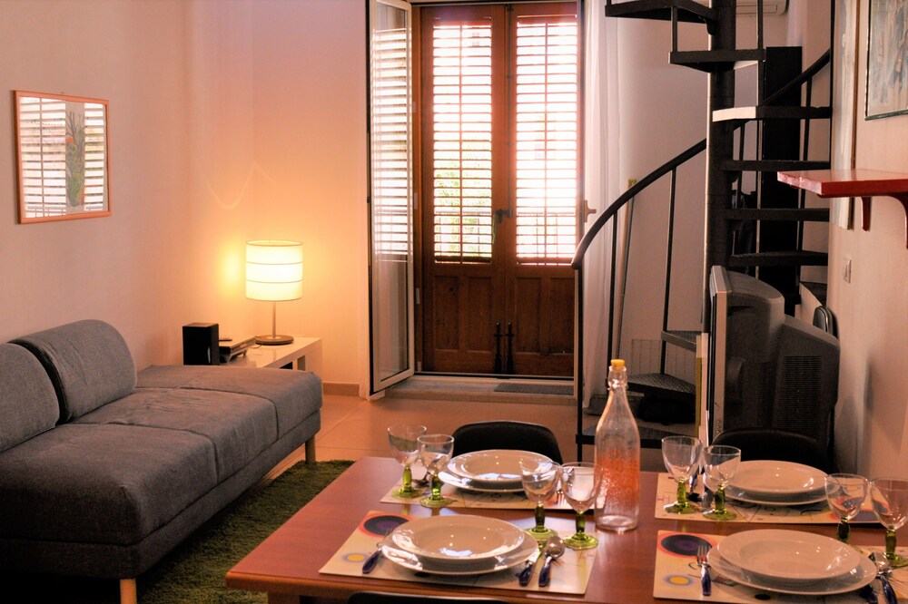 Casa GioviAle in the historic center