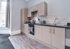 1 bedroom, individually decorated, individually furnished - Sycamore Apartments (York)