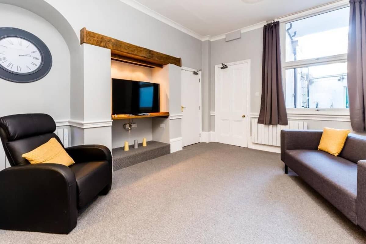 Apartment, 1 Bedroom, Ground Floor (Apartment 2)