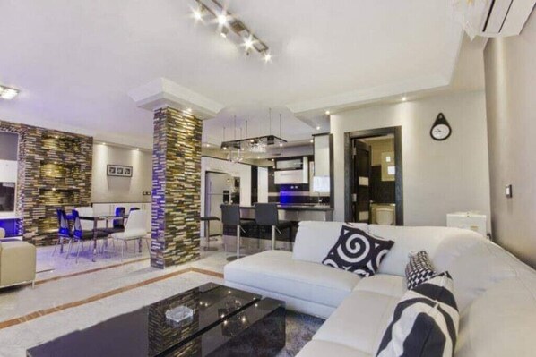 TV, DVD player - EUROPEAN STANDARDS ULTRA MODERN 2BR APT 4 RENT IN DEGLA MAADI quiet area green (Cairo)