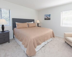 2 bedrooms, desk, cots/infant beds, free WiFi