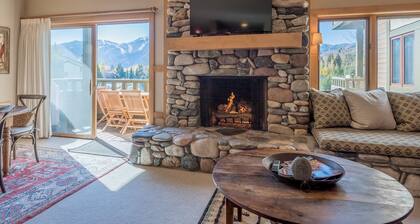 Wildflower Condo 615 - Spectacular Bald Mountain Views and Sun Valley Pool
