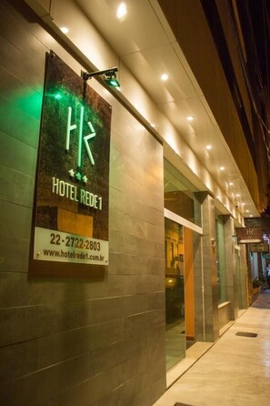 Exterior - OYO Hotel Rede 1 (Campos)