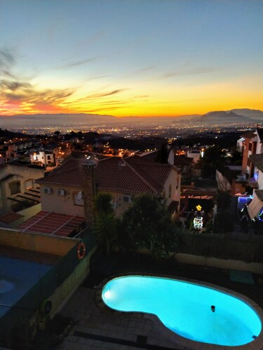 Bright house with views and private pool