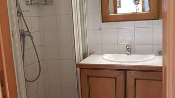 Douche, papier toilette