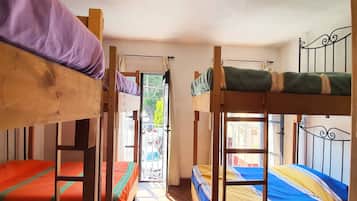 Habitación familiar | Wifi gratis y ropa de cama
