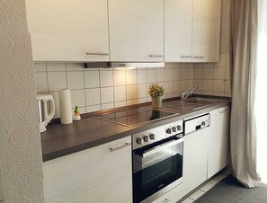 Imagen sin descripción, 4 de 17, botón