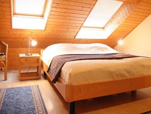 2 Schlafzimmer, Reisekinderbett, WLAN