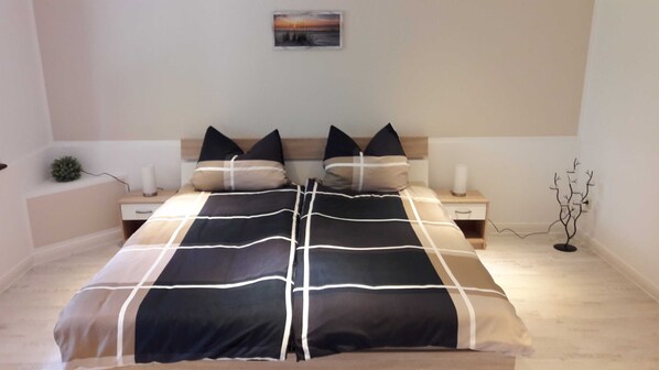 2 bedrooms, WiFi, bed sheets
