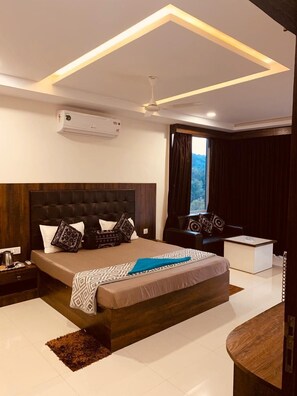 华丽双人房或双床房 | 特色家居、免费 WiFi