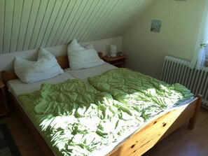 Unclassified image, 2 of 12, button