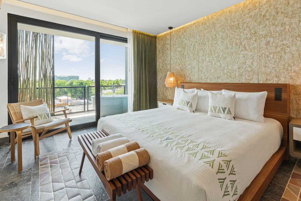 Master Suite, 1 King Bed | 1 bedroom, in-room safe, desk, free WiFi