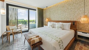 In-room safe, desk, free WiFi - Las Brisas Merida (Mérida)