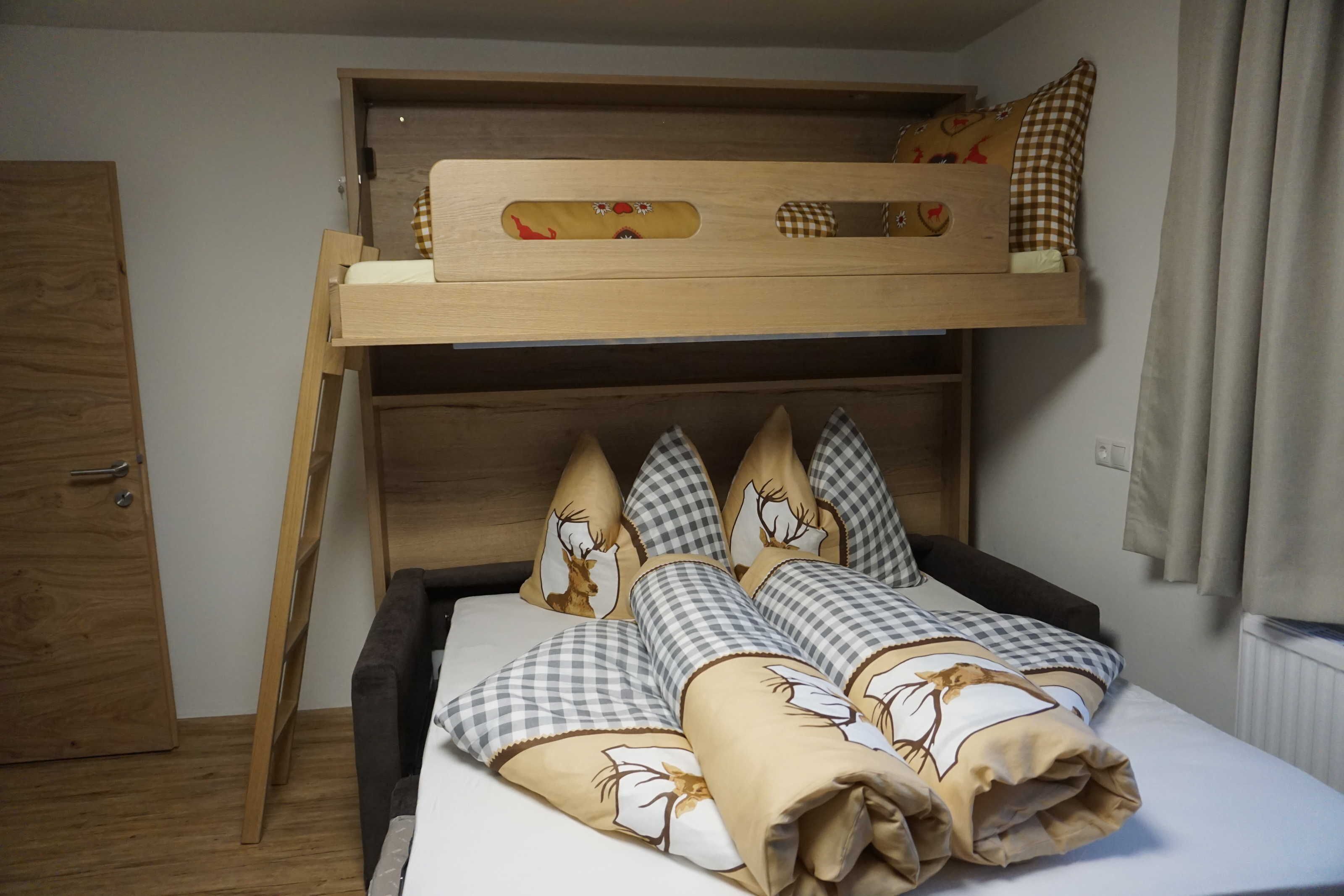 2 Schlafzimmer, Zimmersafe, WLAN, Bettwäsche